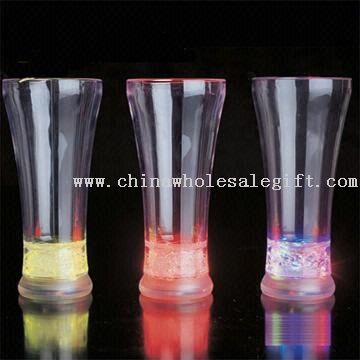 Flashing Glass Ice Mugs Powered by Replaceable Batteries