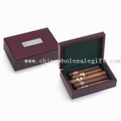 Caja de cigarros de madera / Humidor de madera images