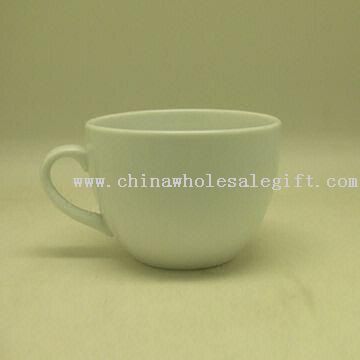 Xícara de café de porcelana, com capacidade de 300mL