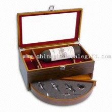 Vin Wooden Box avec accessoires images