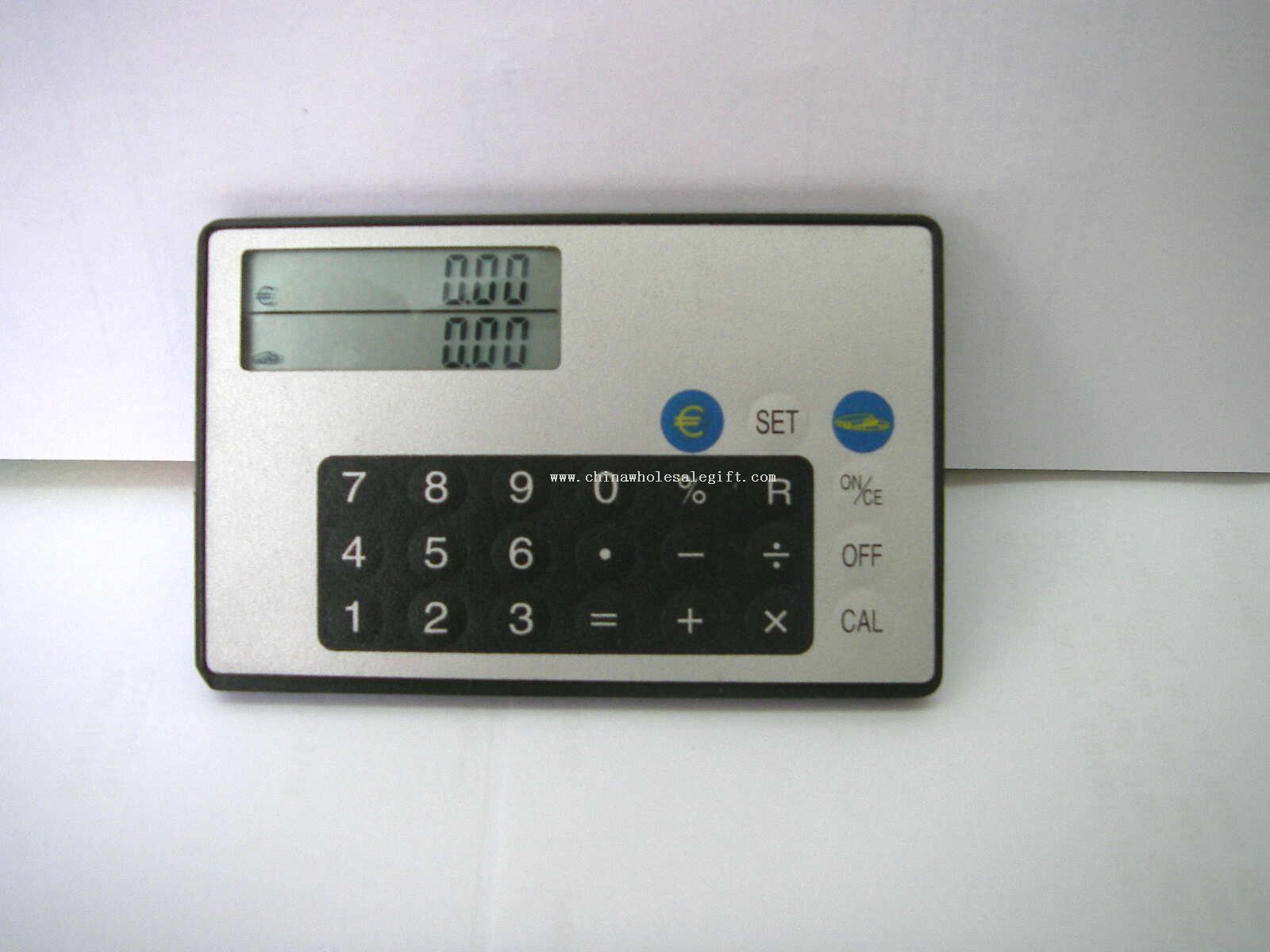 Calculator de Euro sub formă de pachete