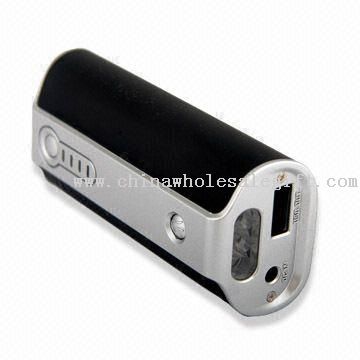 Portable Power Pack with 4,400mAh Capacity, Emergency Charger for Mobile Phone, MP3 and MP4