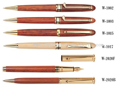 قلم های چوبی