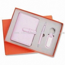 Three-piece Stationery Gift Set, Includes Notebook, Ballpen and Keychain images