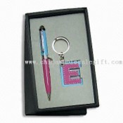 Due pezzi cancelleria Gift Set, include penna a sfera e portachiavi, qualsiasi combinazione è Availabe images