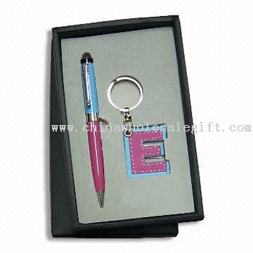 Kétrészes levélpapír Gift Set, magában foglalja a golyós toll és kulcstartó, bármilyen kombinációja is lévo