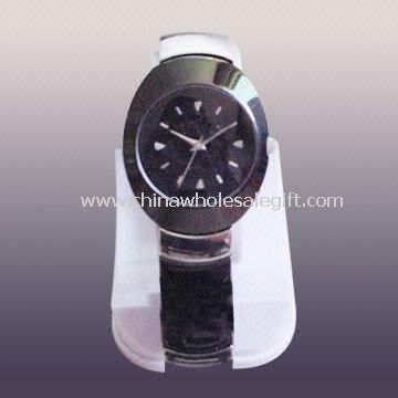 Quartz Analog Watch with Alloy Case and Band