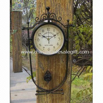 Double-sided Wall Clock Suitable for Home Decoration and Garden Use