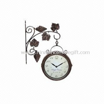 Double-sided Waterproof Wall Clock with Modern Design Suitable for Office and Home Decorations