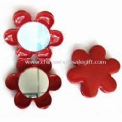 Plastic Cosmetic Makeup Mirrors Available in Flower Shape images
