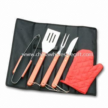 5-piece Barbecue Tool Set with Wood Handle and Black Apron