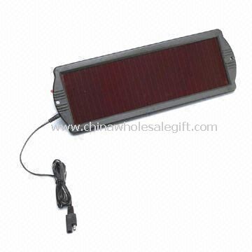 Solar Car Battery Charger with Flashing Blue Charging LED Built-in Blocking Diode