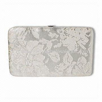 Módní dámské peněženky s lesklým květinovým vzorem