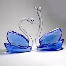 Crystal Swan/Figures without Bubbles images