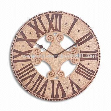 Circle-shaped Polyresin Wall Clock with Roman Numerals