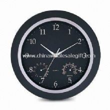 Wanduhr hergestellt aus Polyresin Material images