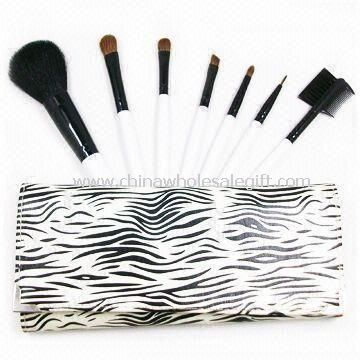 Cosmetic Brush Set with Birch Wood Handle and Artificial Leather Bag