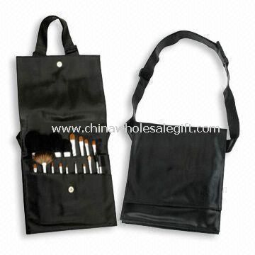 Professional Cosmetic Set with Eye-shadow Smudge and Blending Brush