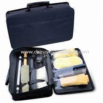 Car Wash Tool Kit Includes Window Eraser, Sponge, Woolen Mitt, Drying Cloth and Rinse Brush