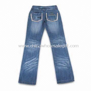 Kvinners Jeans laget av 100% kammet bomull behagelig å bære