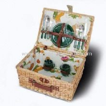 Willow Picnic Basket Composed of Stainless Steel Spoon and Bottle Opener images