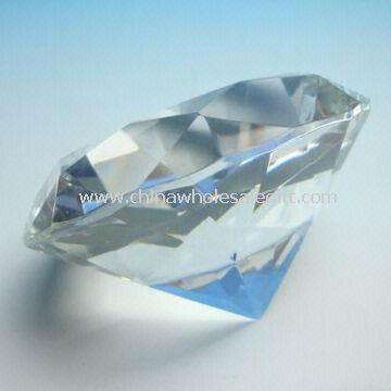 ثقالة الورق الشفاف في شكل الماس