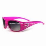 Sunglass با معابد فریم گرادیان صورتی تزئین شده با کریستال الماس images