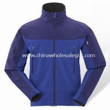 Mens Outdoor Jacket, Ideal for Hiking and Trekking Purposes with Softshell