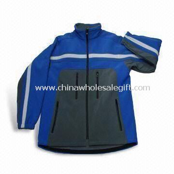 Winter Hiking Jacket Breathable Water- and Wind-resistant Garment