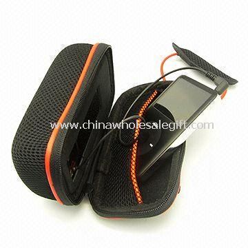 2W x 2 Speaker Bag with Belt Design and 85dB S/N Ratio
