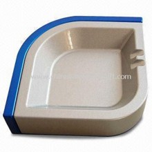 Metal Cigarette Ashtray, Made of Zinc Alloy, Available in Blue and Silver images