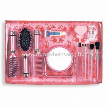 Set cosmetice cu cutie de cadou, disponibilă în diferite culori