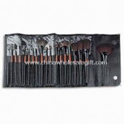 Nylon and Goat Hair Cosmetic/Makeup Brush Set, Measures 25 x 15 x 4cm images