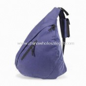 Trendy Triangle-förmigen Rucksack, aus 600D Polyester images