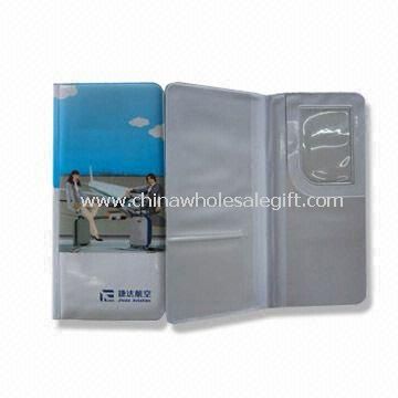 Porta pasaporte en varios compartimientos, disponibles en color gris