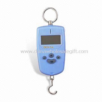 Digital Hanging Scale with Low-battery/Overload Indication and 3 x AAA Battery Power