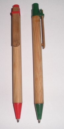 Бамбуковий ручкою