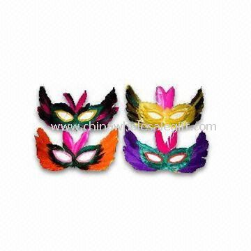Masker for parter, tilgjengelig i ulike farger, laget av fjær
