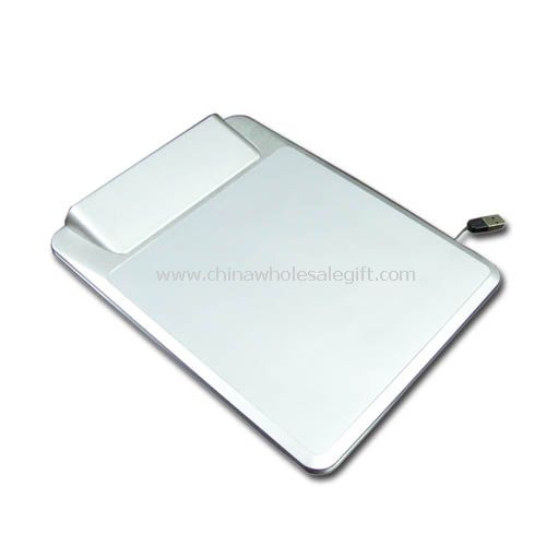 Mouse Pad with USB Hub and SD Card Reader