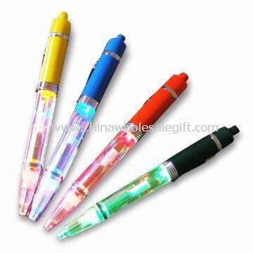Разноцветные шариковые ручки