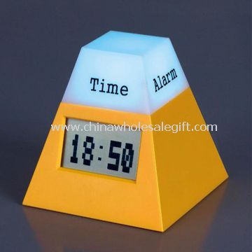 Horloge ABS avec 7 couleurs clignotant