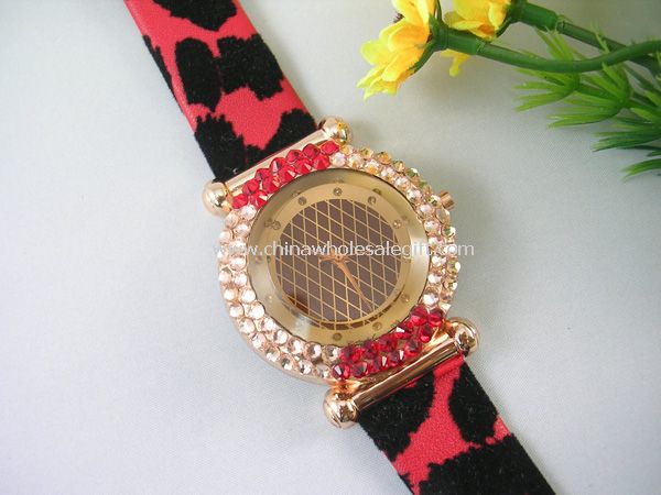 Fashion Crystal Quartz Watch