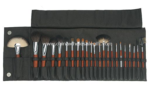 Cosmetic Brush Set With Case