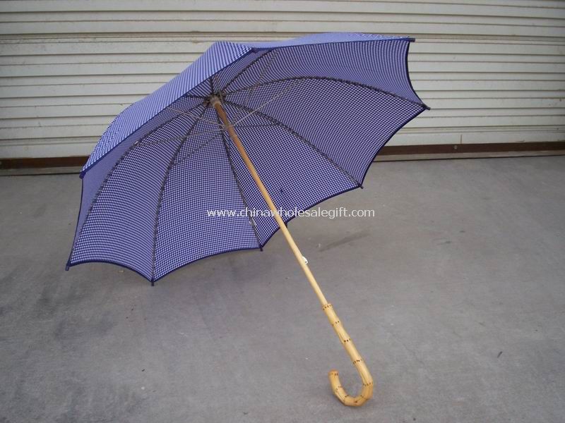 Paraguas de bambú