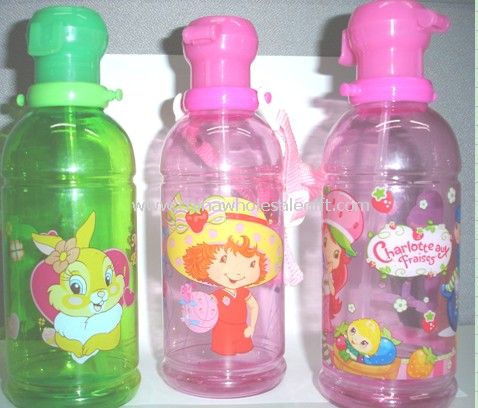 Bottiglia di acqua trasparente bambini