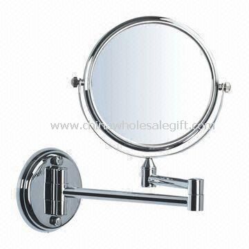 Dinding cermin dipasang untuk penggunaan kosmetik