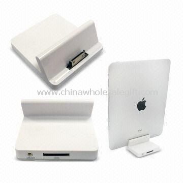 iPad Dock con facile accesso alla porta del connettore Dock per sincronizzare o di ricarica