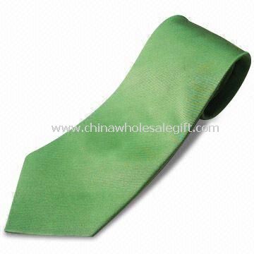 Ręcznie kolorowy krawat w różne wzory i desenie