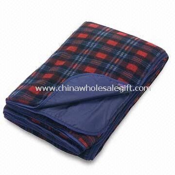 Waterproof Picnic Fleece Blankets with Printed Paper Wrap