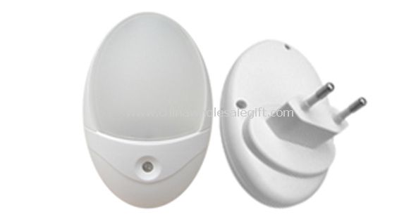 4 plug-in motion sensor light led